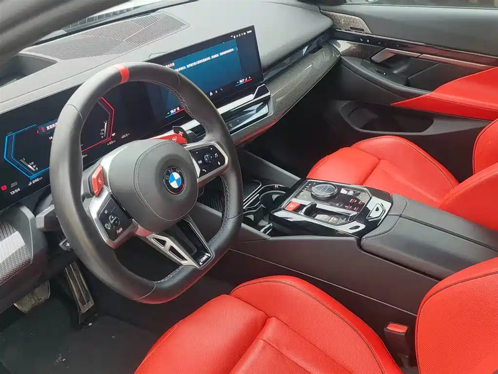 BMW M5 New Energy 2025 M5 фото 9
