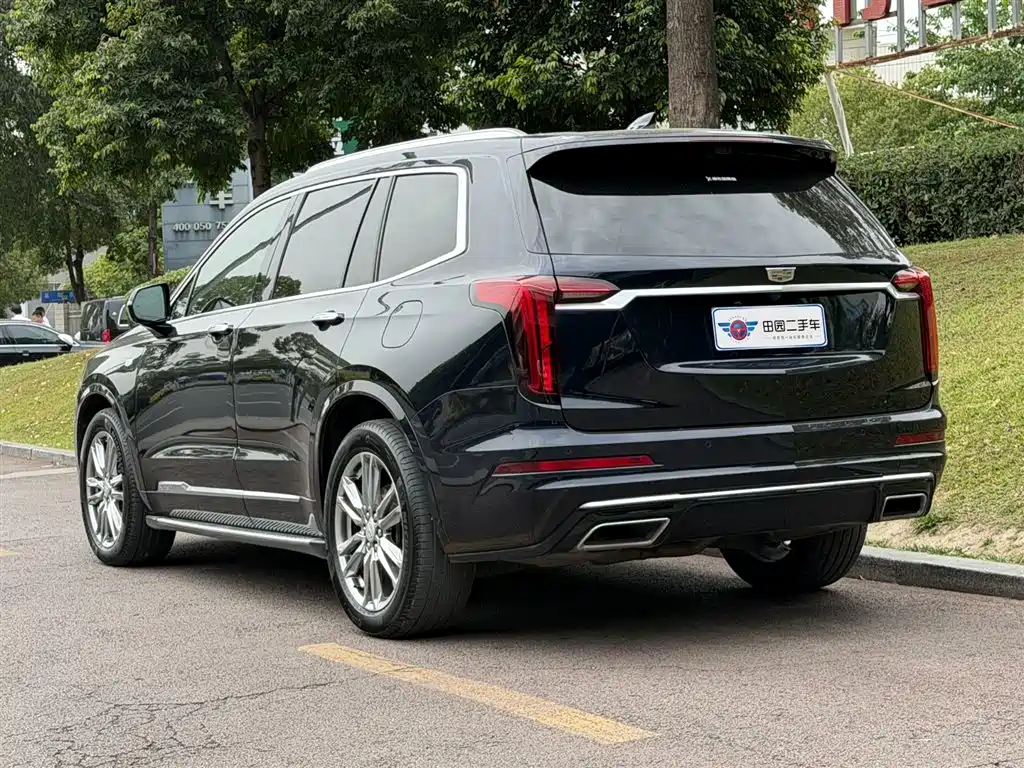 Cadillac XT6 2022 2.0T 7-Seater 4WD Luxury Edition фото 4