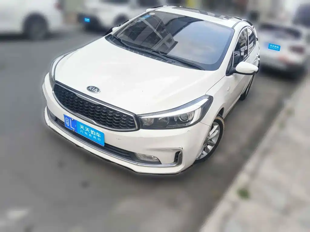 Фото 1 - Kia K3