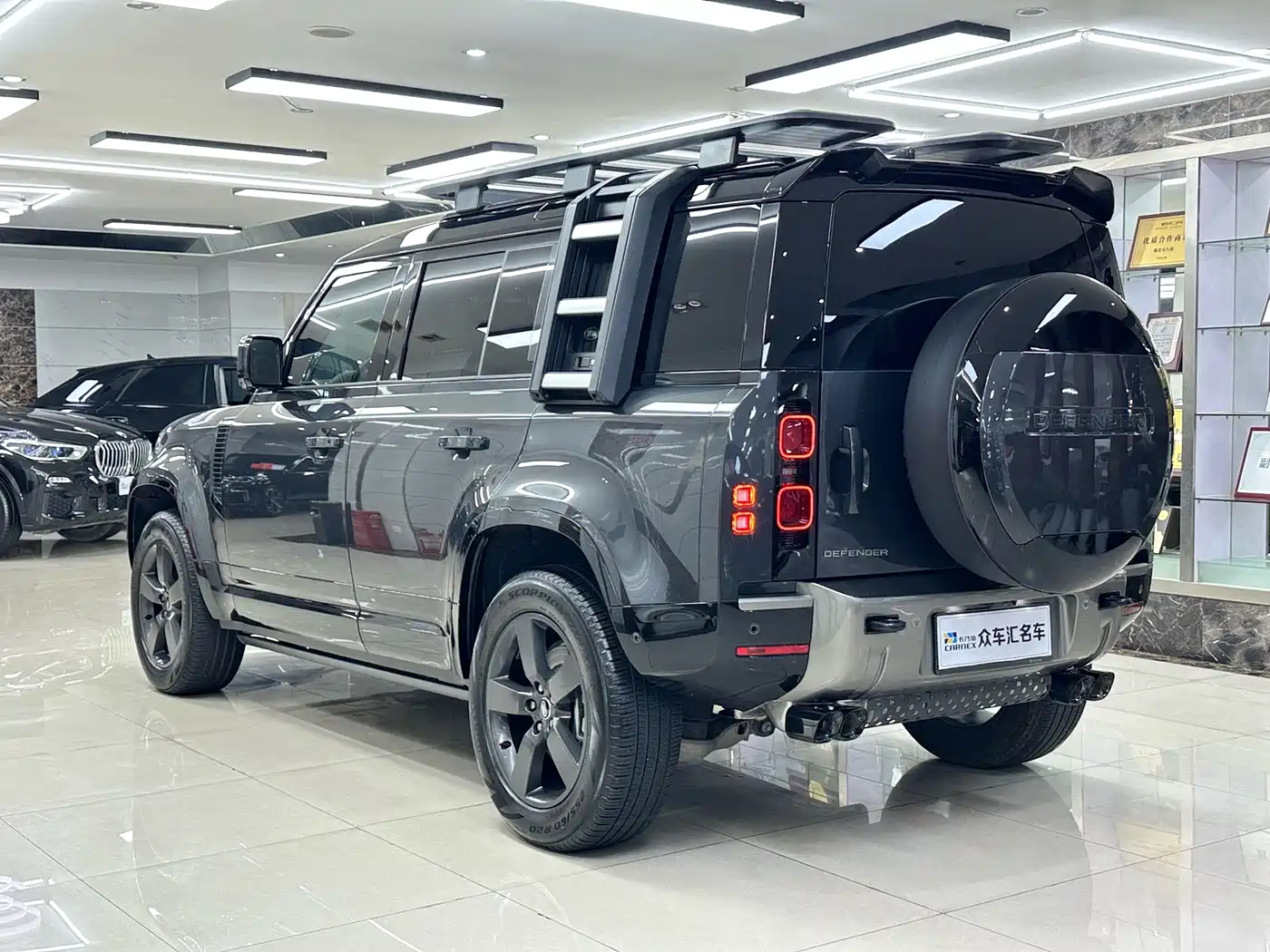Land Rover Defender 2024 2024 110 3.0T P400 X-DYNAMIC HSE