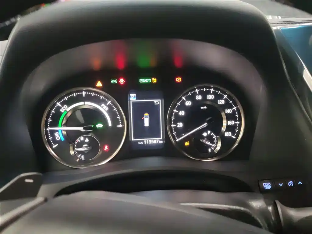 Toyota Vellfire 2021 Crown Hybrid 2.5L HV Premium Edition фото 12