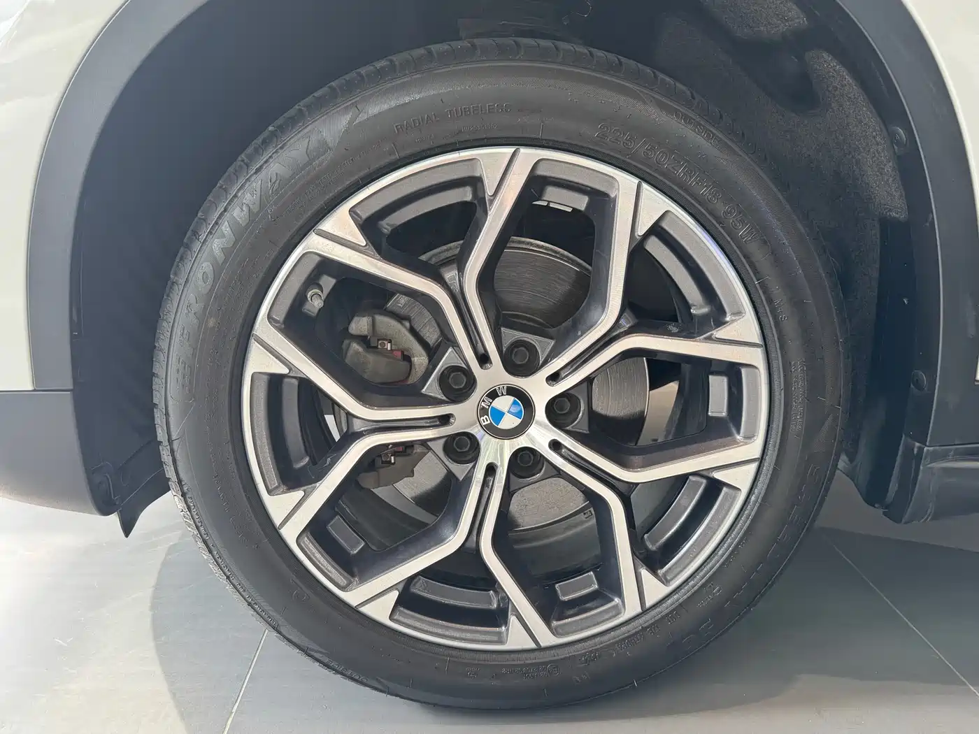 BMW X1 2020 sDrive20Li Premium Edition фото 15