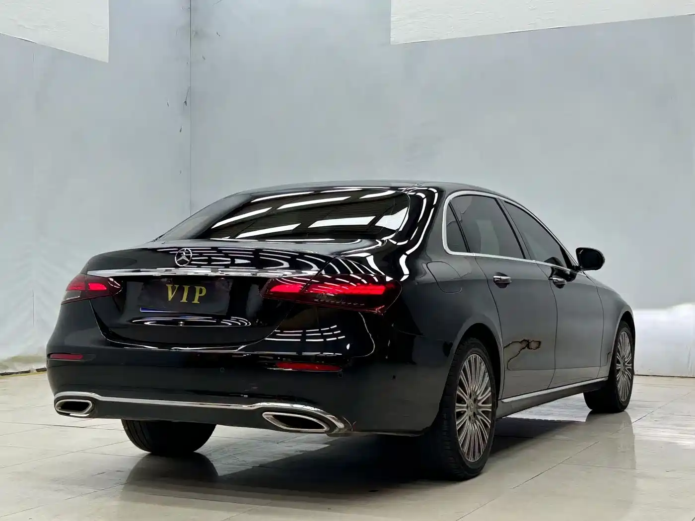Mercedes-Benz E-Class 2021 E 300 L Fashion фото 8