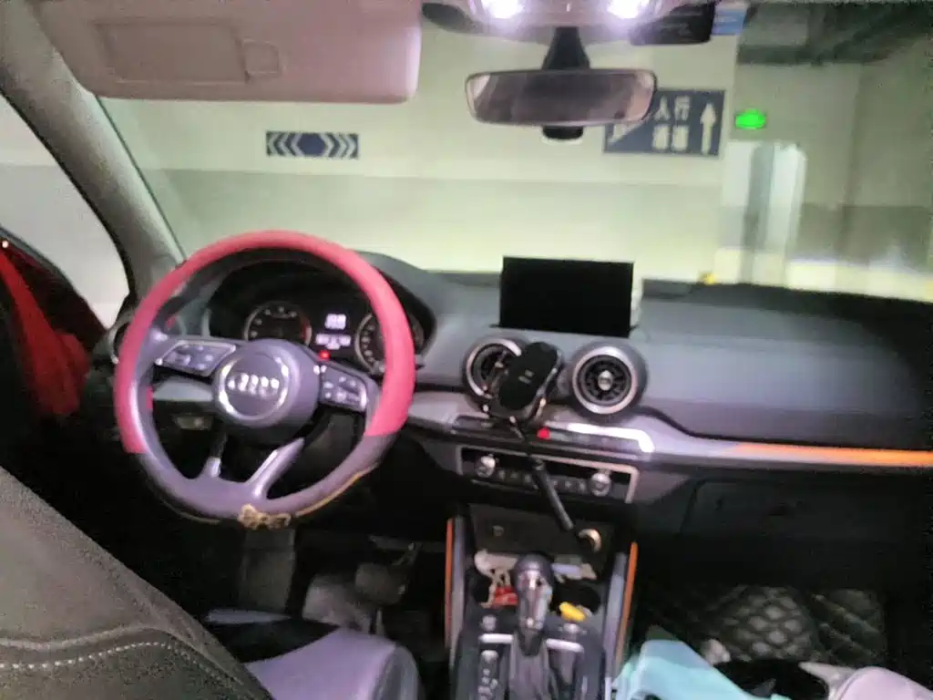 Фото 12 - Audi Q2L
