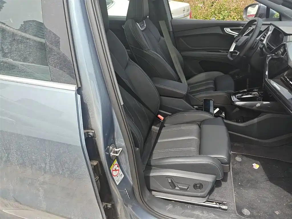 Audi Q4 e-tron 2024 40 e-tron Creation Edition фото 25