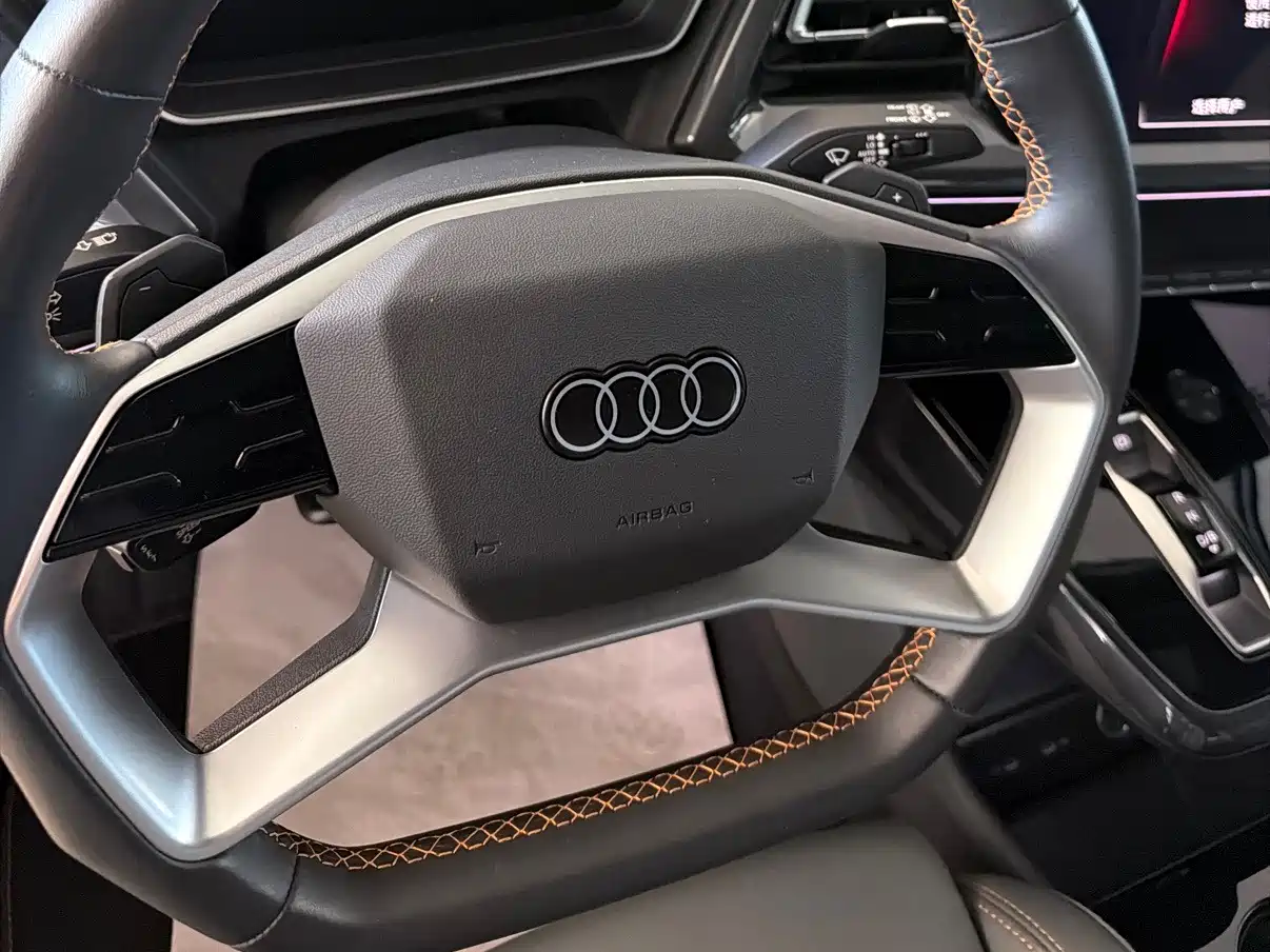 Audi Q4 e-tron 2025 2024 40 e-tron Creation Edition