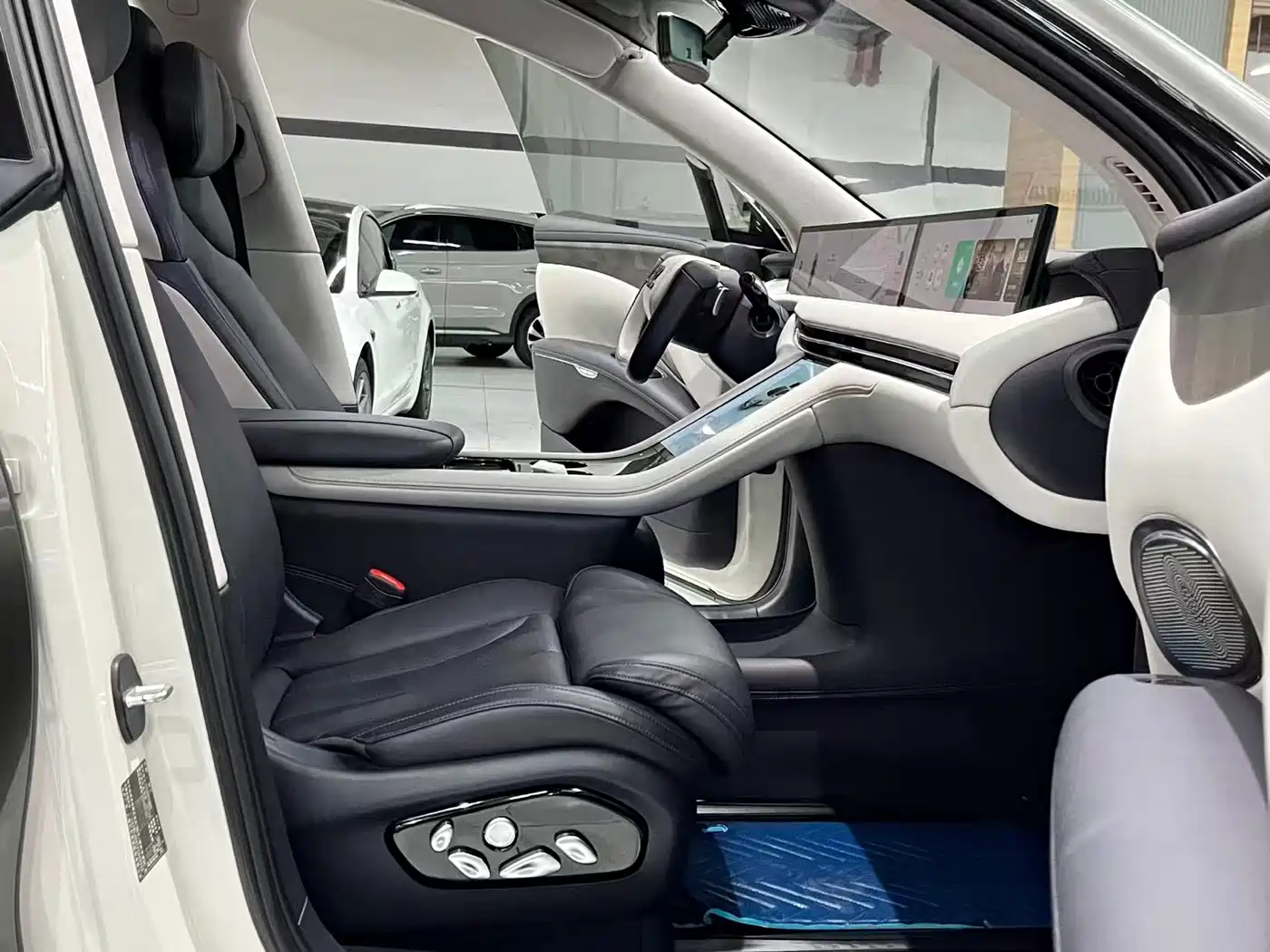 ZHIJI AUTOMOBILE ZHIJI LS7