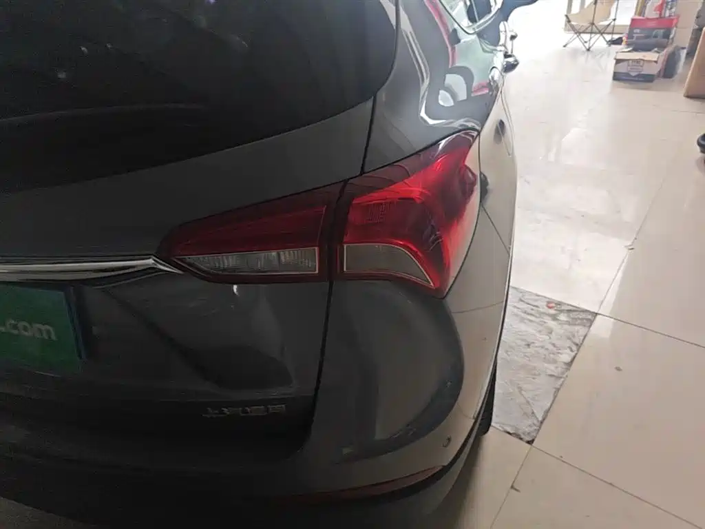 Buick Envision Plus 2018 28T 4WD Elite фото 8