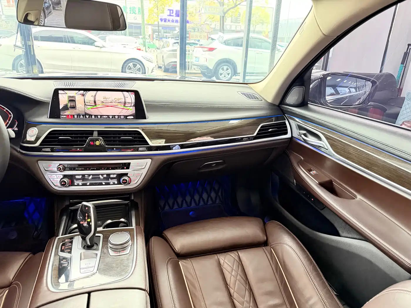 BMW 7 Series 2019 730Li Luxury Package фото 13