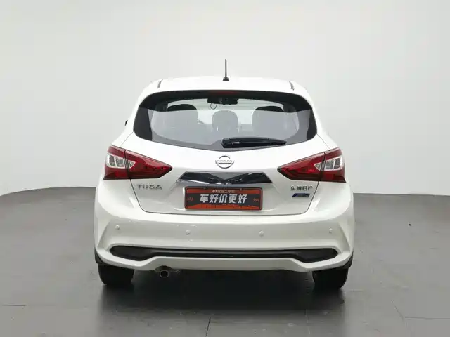 Nissan Tiida 2019 1.6L CVT Smart Drive Edition (China VI) — фото 4
