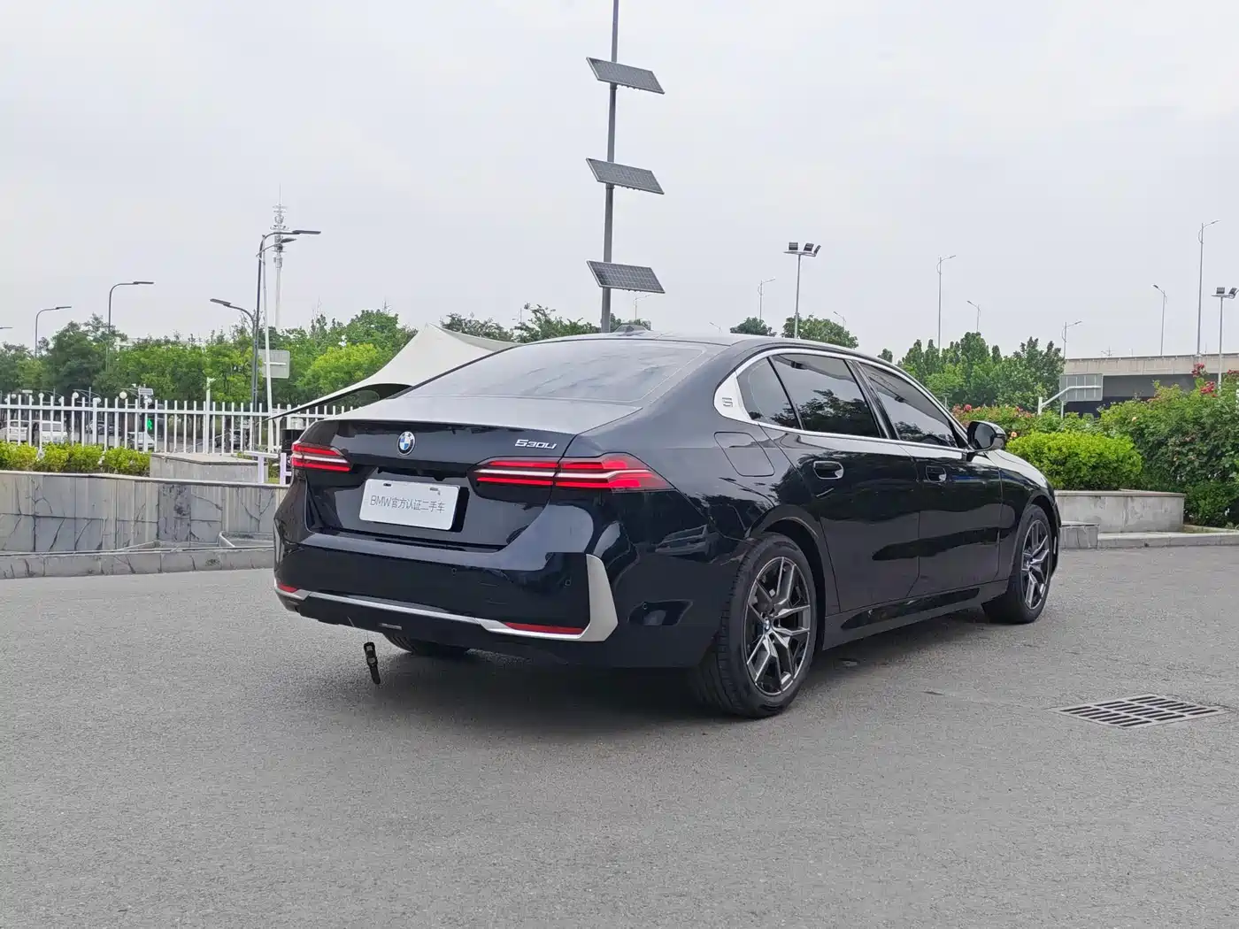 BMW 5 Series 2024 530Li Leading Model Luxury Package фото 5