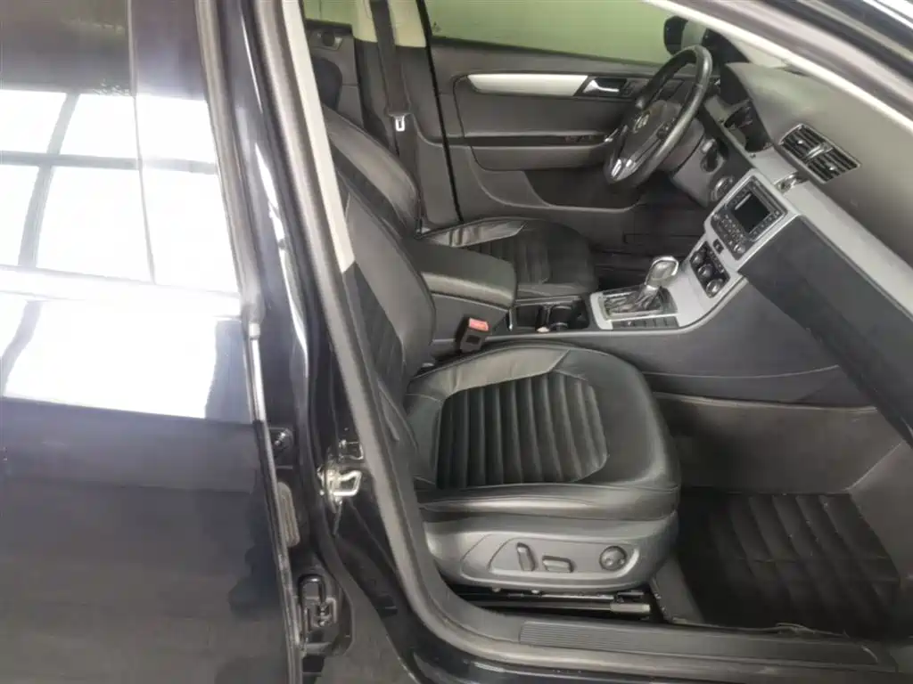 Volkswagen Magotan 2016 1.8TSI Smart Comfort фото 25