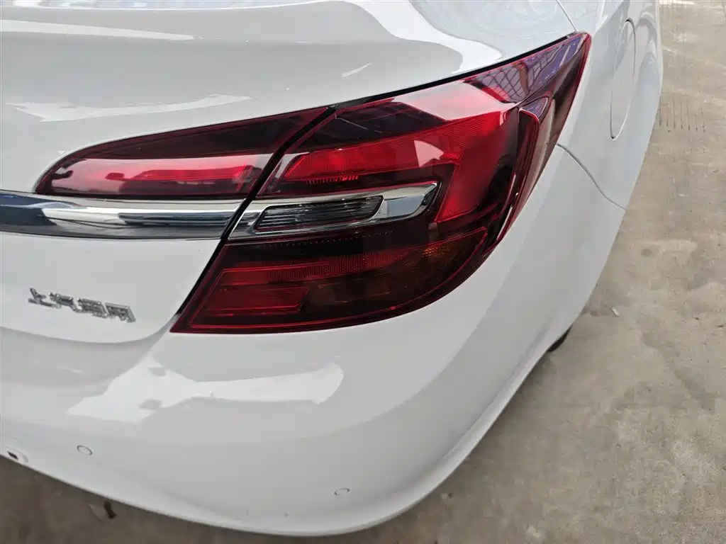 Buick Regal 2015 1.6T Leading Tech Edition фото 8