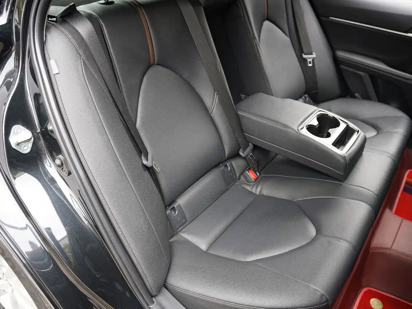 Toyota Camry 2023 2.0G Luxury Edition фото 26