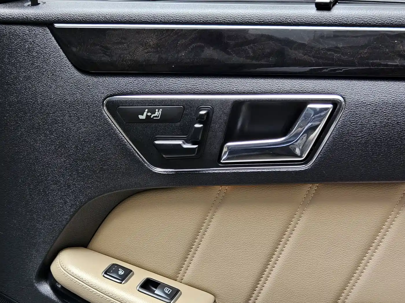 Mercedes-Benz E-Class 2011 E 300 L Fashion Premium фото 24
