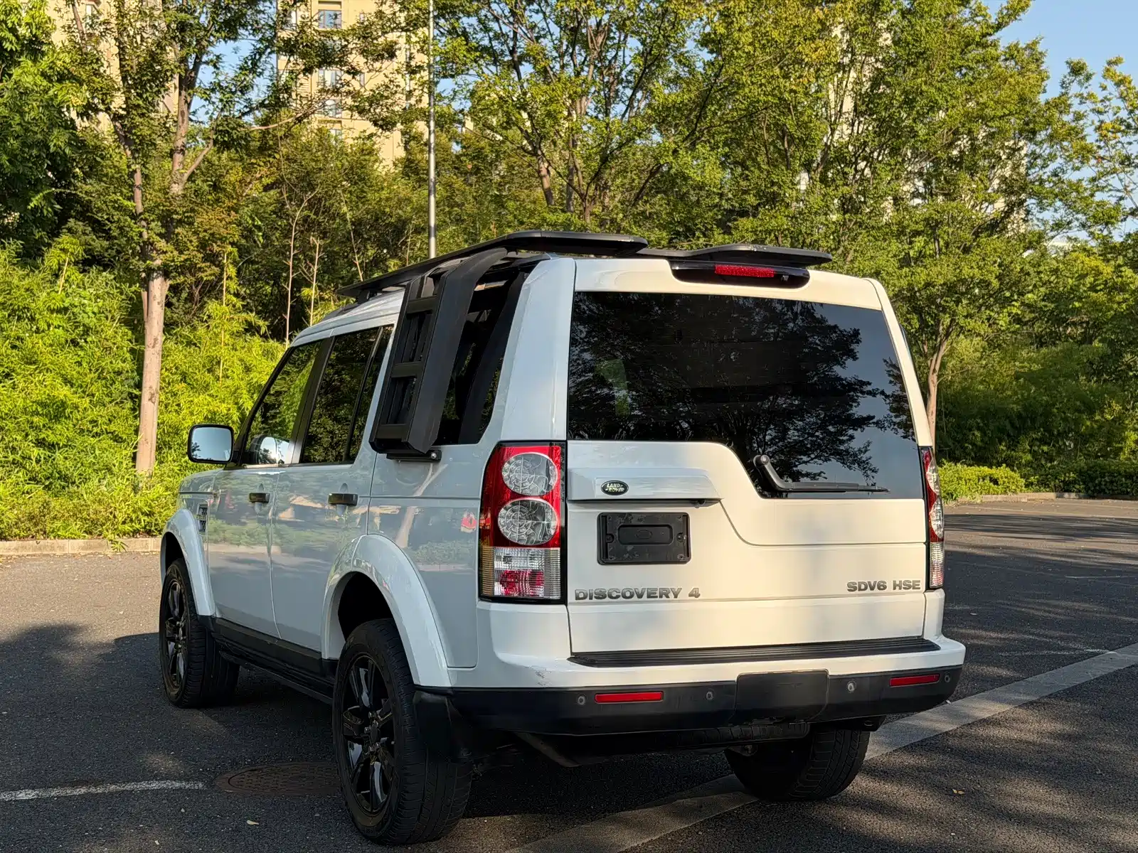 Фото 17 - Land Rover Discovery