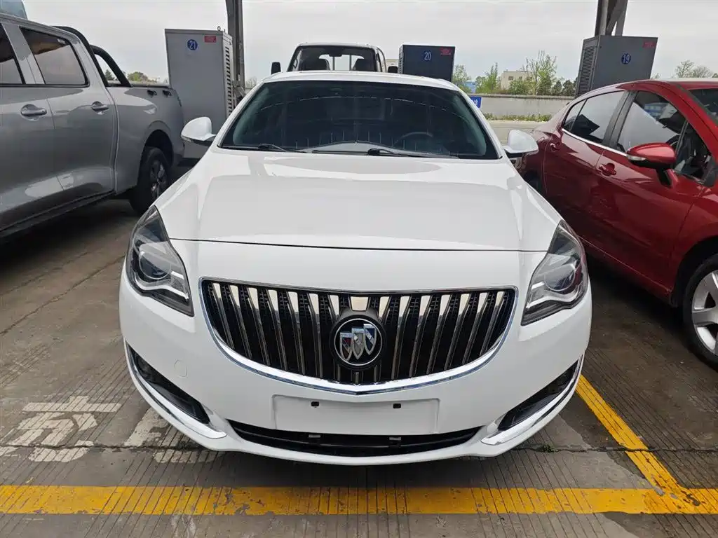 Buick Regal 2015 1.6T Leading Tech Edition фото 3