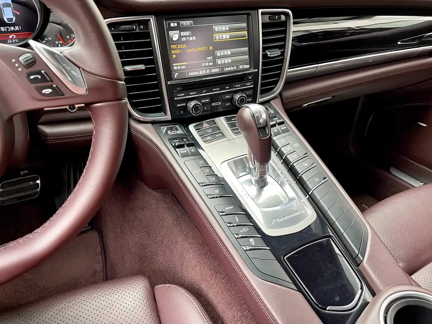Porsche Panamera 2014 Panamera 3.0T фото 18