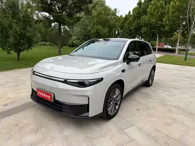 Leapmotor C10