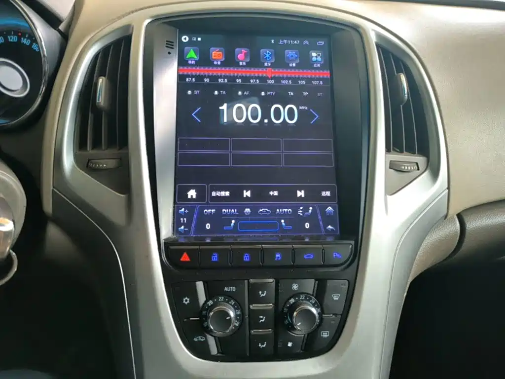 Фото 13 - Buick Excelle