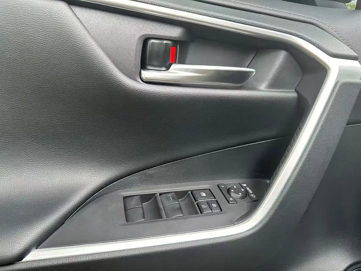 Toyota RAV4 2023 2022 Hybrid 2.5L E-CVT 4WD Elite Plus Edition