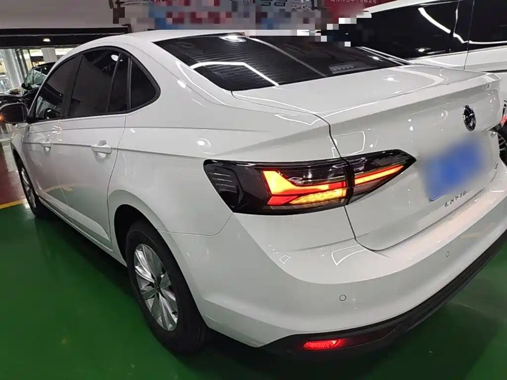 Volkswagen Lavida 2025 New Edge 1.5L Outstanding New Ease фото 5
