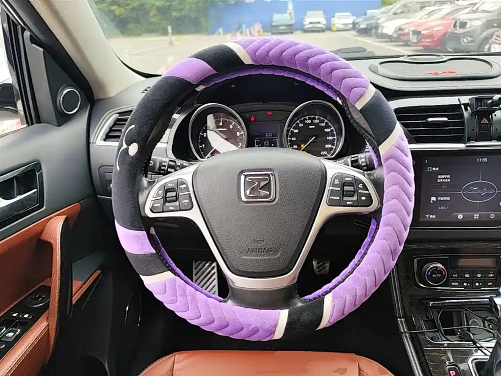 Фото 11 - Zotye T600