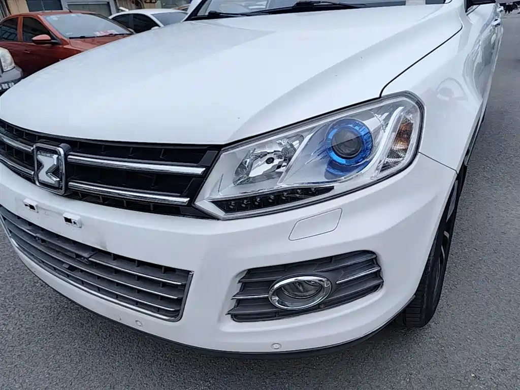 Фото 24 - Zotye T600