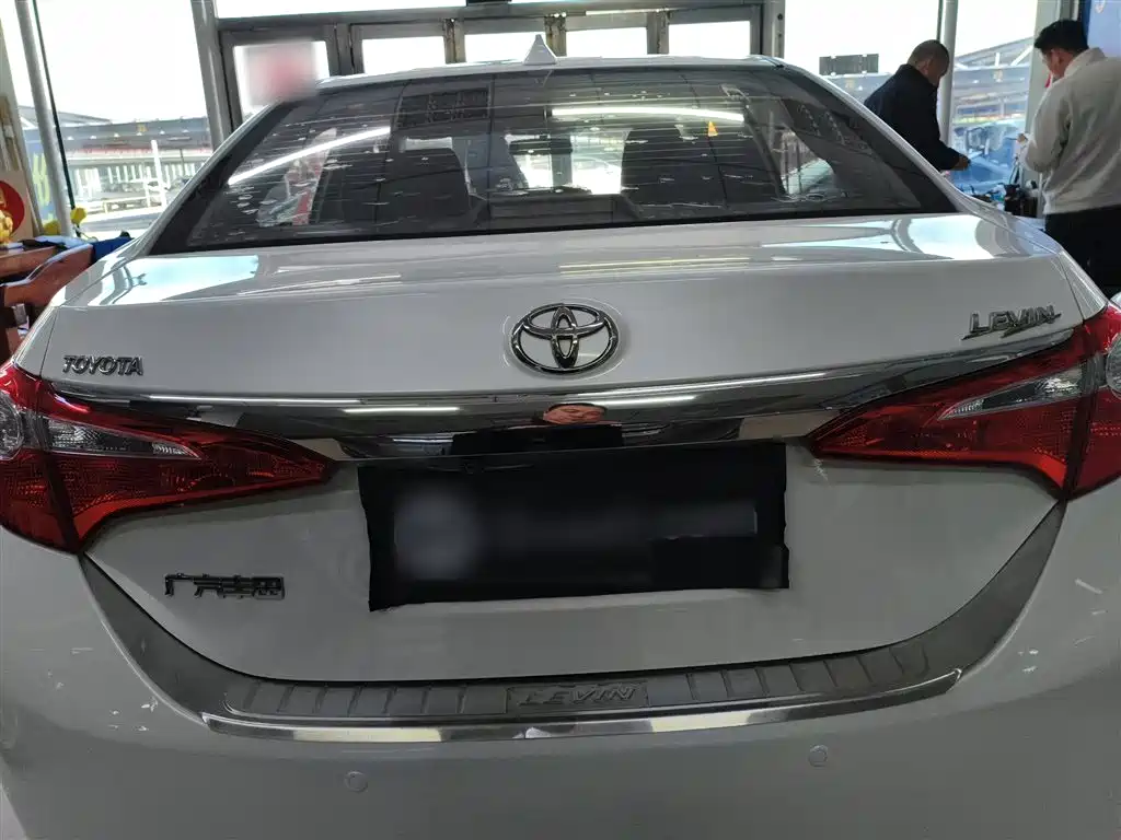Toyota Levin 2016 1.6G CVT Elite Edition фото 6