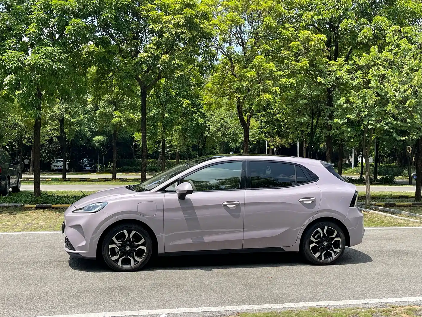 MG MG4 EV 2025 2025 Base Model