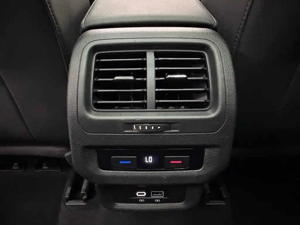 Volkswagen Touran 2022 2021 Touran L 280TSI DSG Cross Edition 7-seater