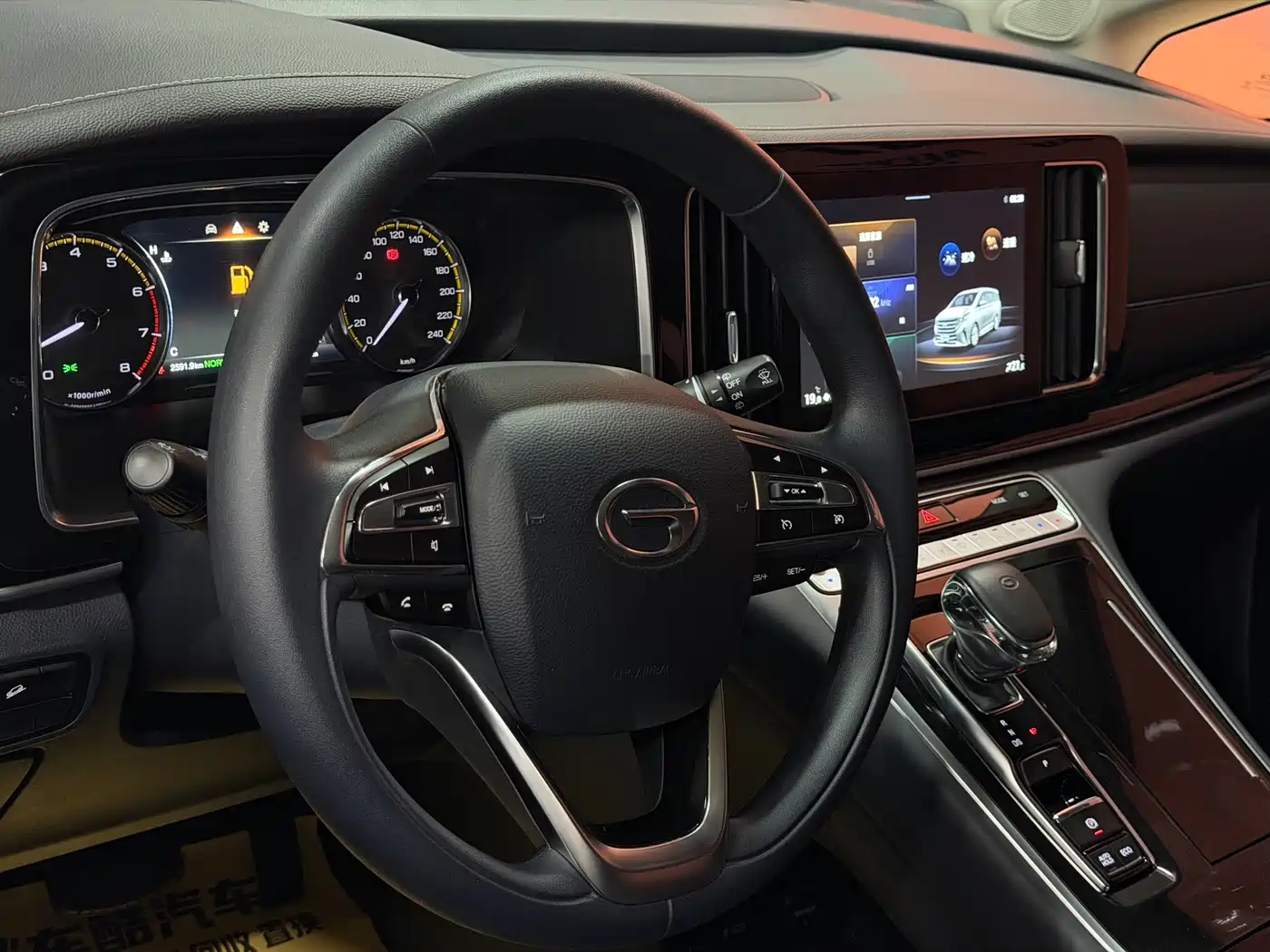 GAC Trumpchi Trumpchi M8 2023 Leading Series 390T Luxury Edition фото 15