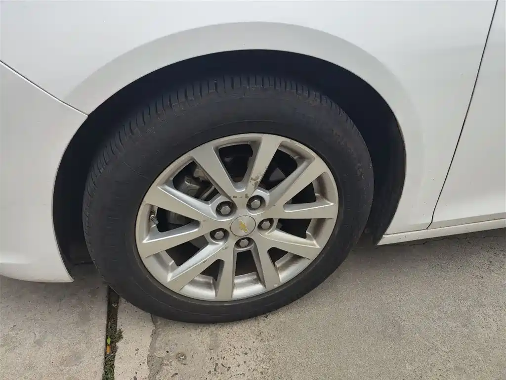 Chevrolet Malibu 2014 2.0L Automatic Luxury фото 23