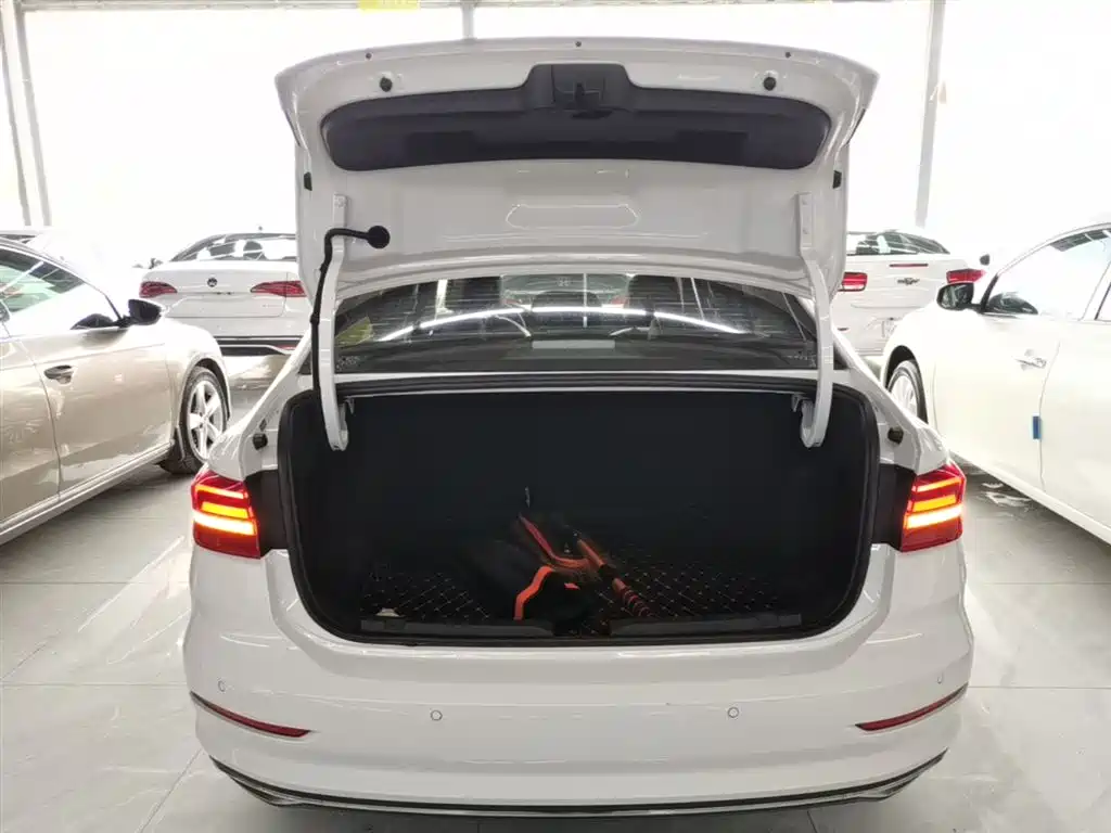 Volkswagen Lavida 2019 1.5L Auto Vision Edition China VI фото 19