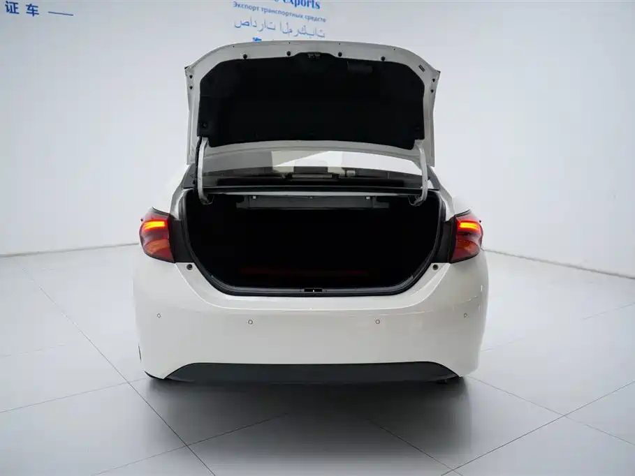 Toyota Levin 2017 Facelift 185T CVT Elite (China V) фото 12