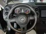 Photo 11 - Volkswagen Tiguan