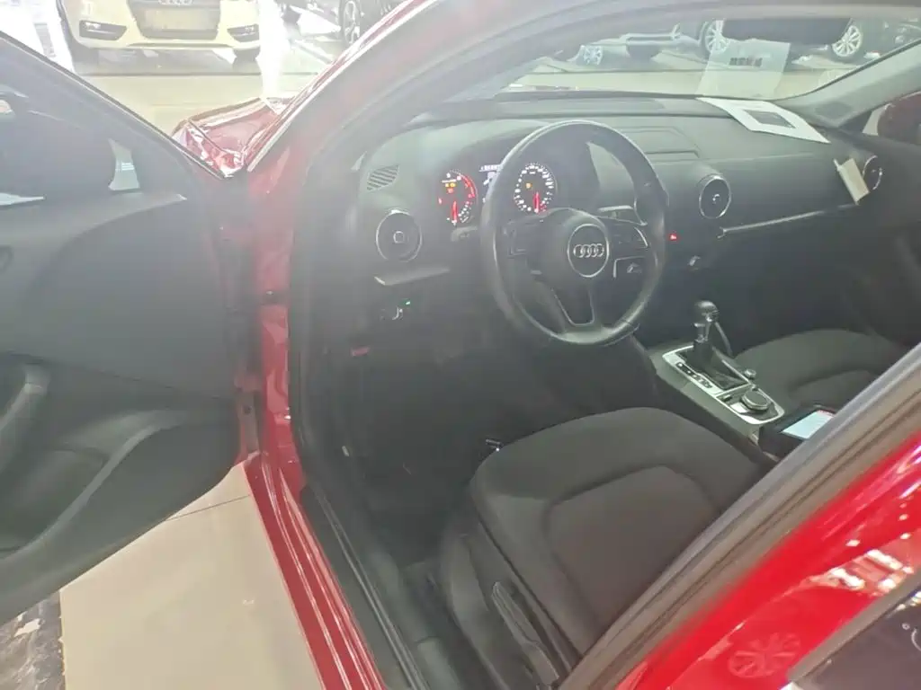 Фото 16 - Audi A3