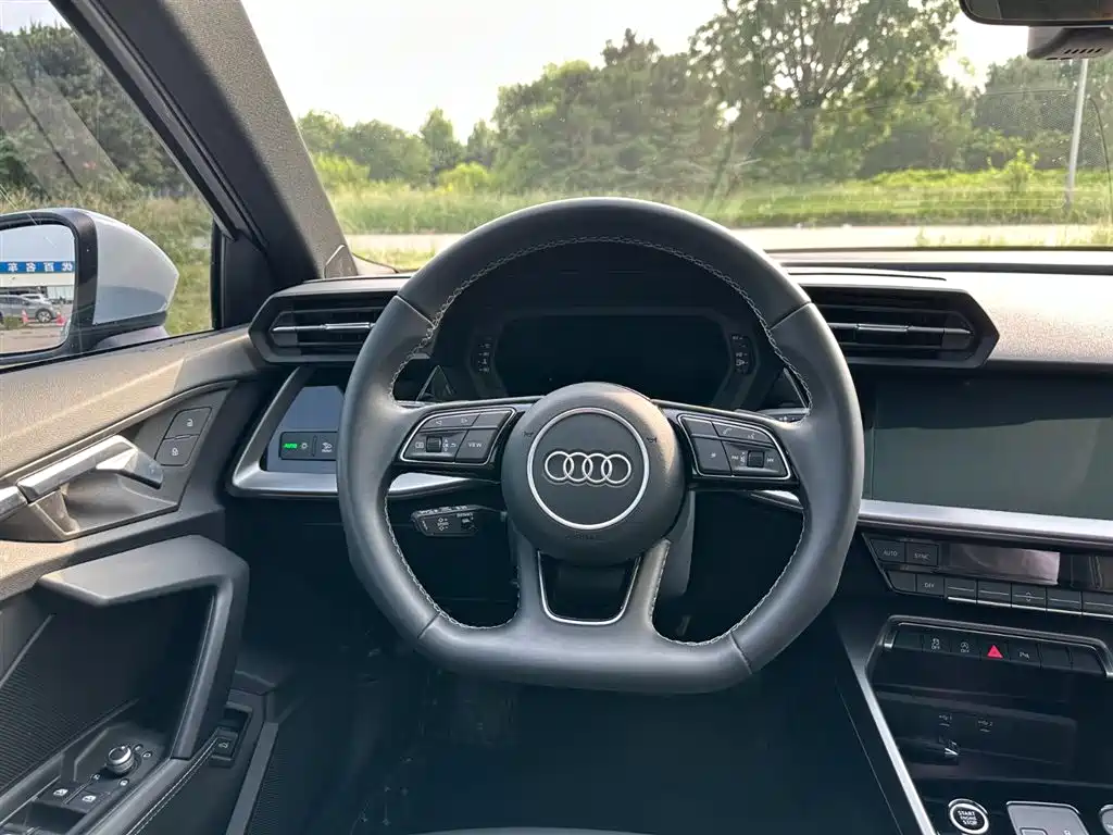 Audi A3 2024 Model Sportback 35 TFSI Fashion Sport фото 20