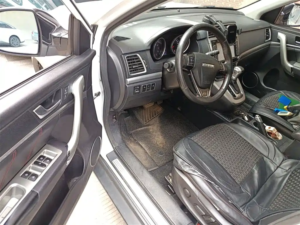 Haval H6 2017 Red Label Sport 1.5T Automatic 2WD Luxury фото 14