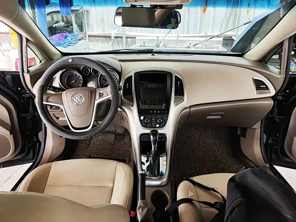 Buick Excelle 2013 GT 1.6L Automatic Fashion Edition фото 10
