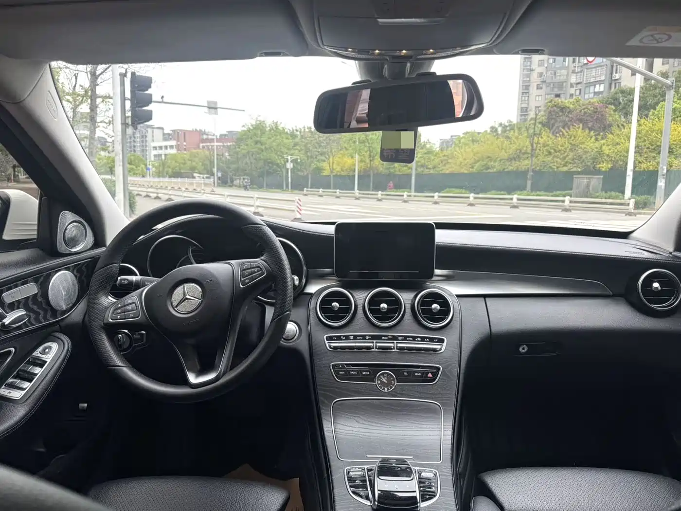 Mercedes-Benz C-Class 2016 C 200 L Sport фото 8