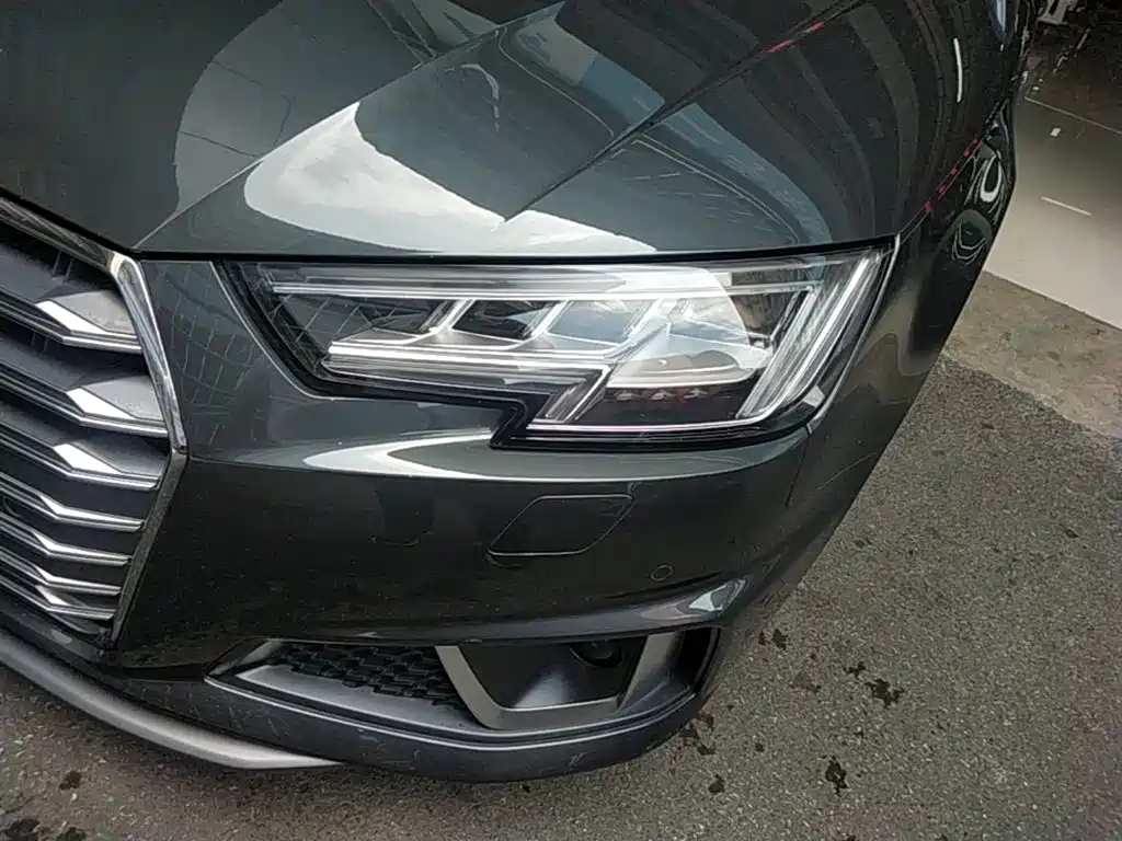 Audi A4 (Import) 2020 Avant Pioneer 40 TFSI Luxury Sport фото 24