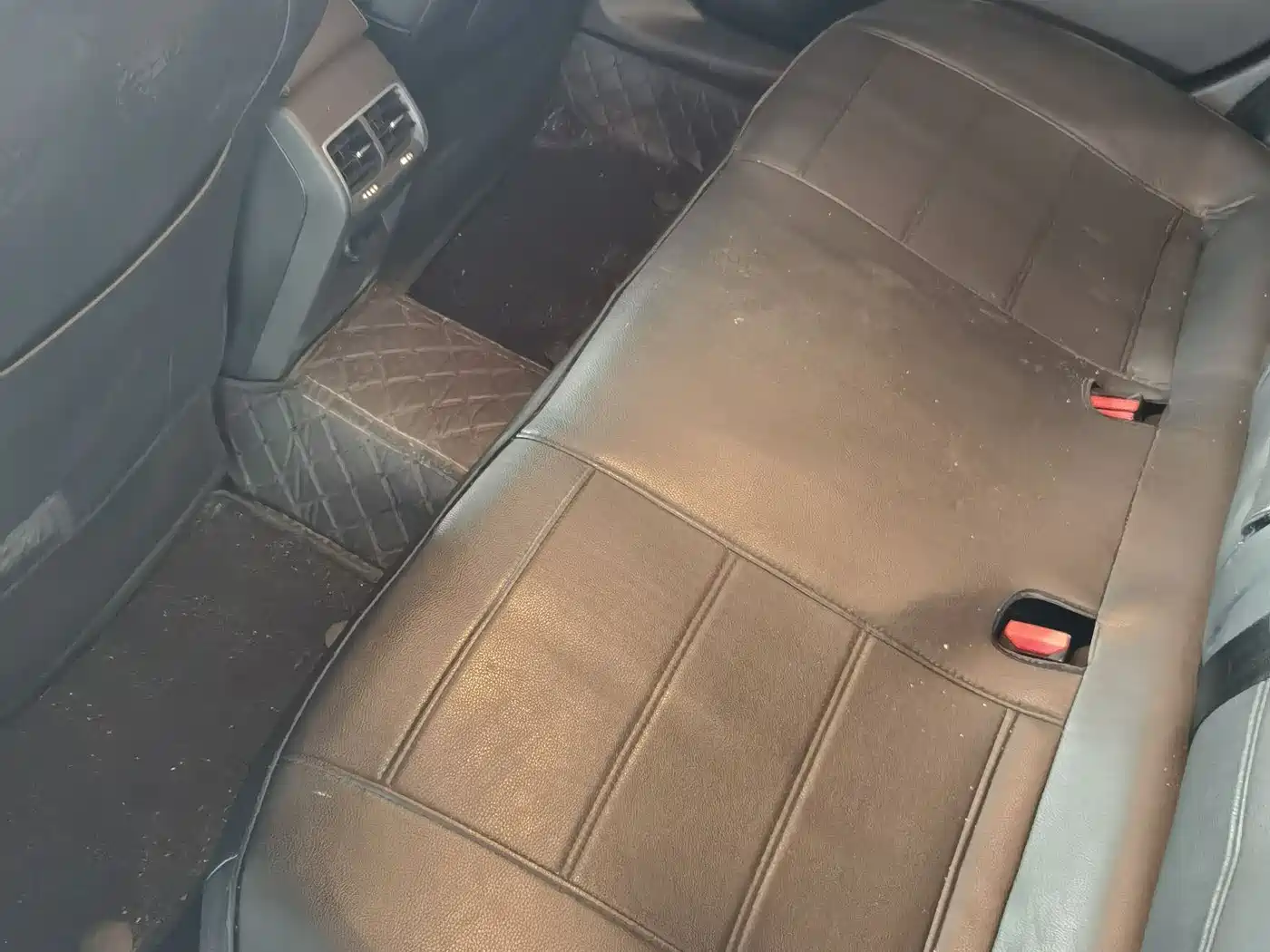 Peugeot 408 2014 1.8L Automatic Luxury Edition фото 5
