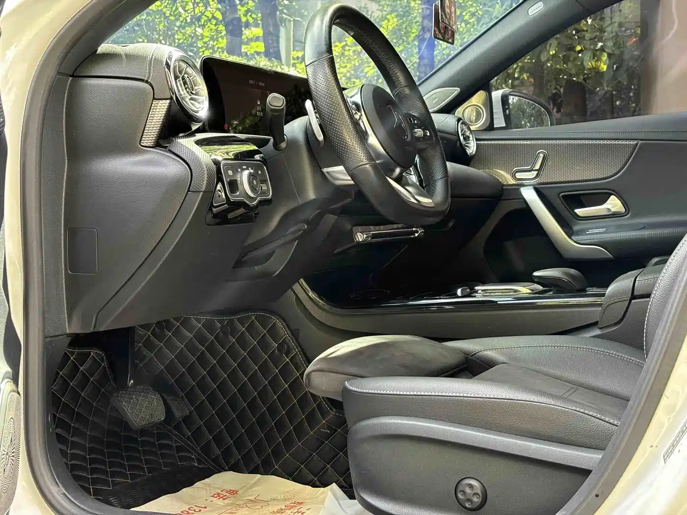 Mercedes-Benz A-Class 2023 A 200 L Fashion фото 4
