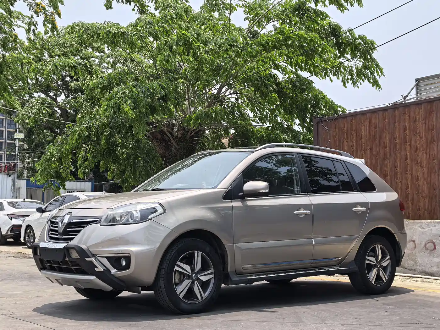 Renault Koleos (Import) 2014 2014 2.5L 4WD Comfort Edition