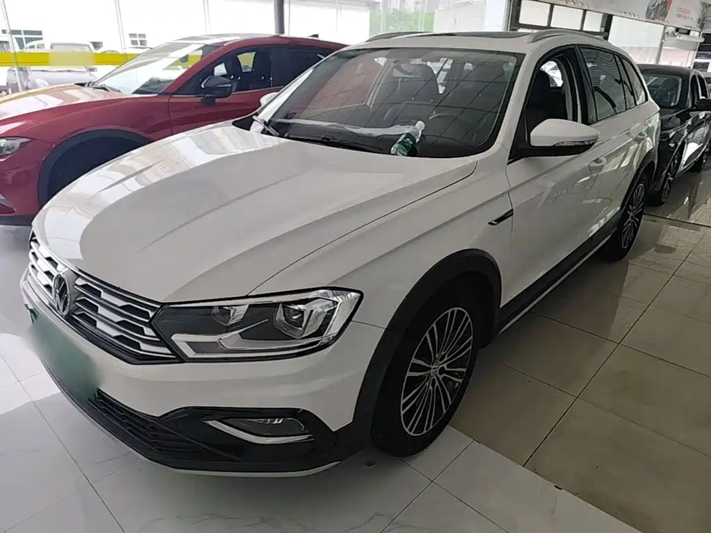 Volkswagen C-TREK 2018 2018 230TSI DSG Comfort