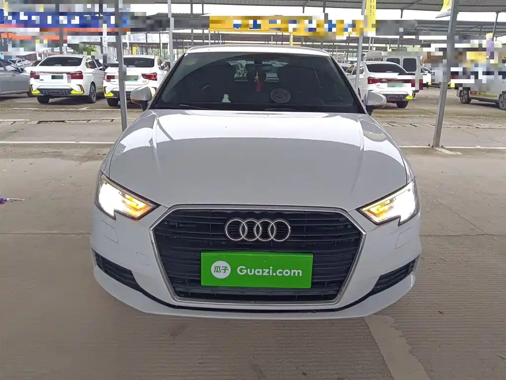 Audi A3 2018 30th Anniversary Sportback 35 TFSI Progressive фото 3