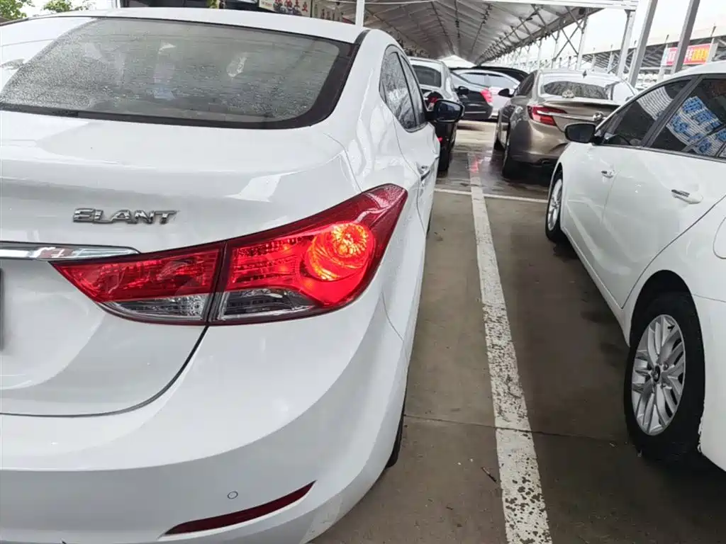 Hyundai Langdong 2015 1.6L Auto Premium фото 8