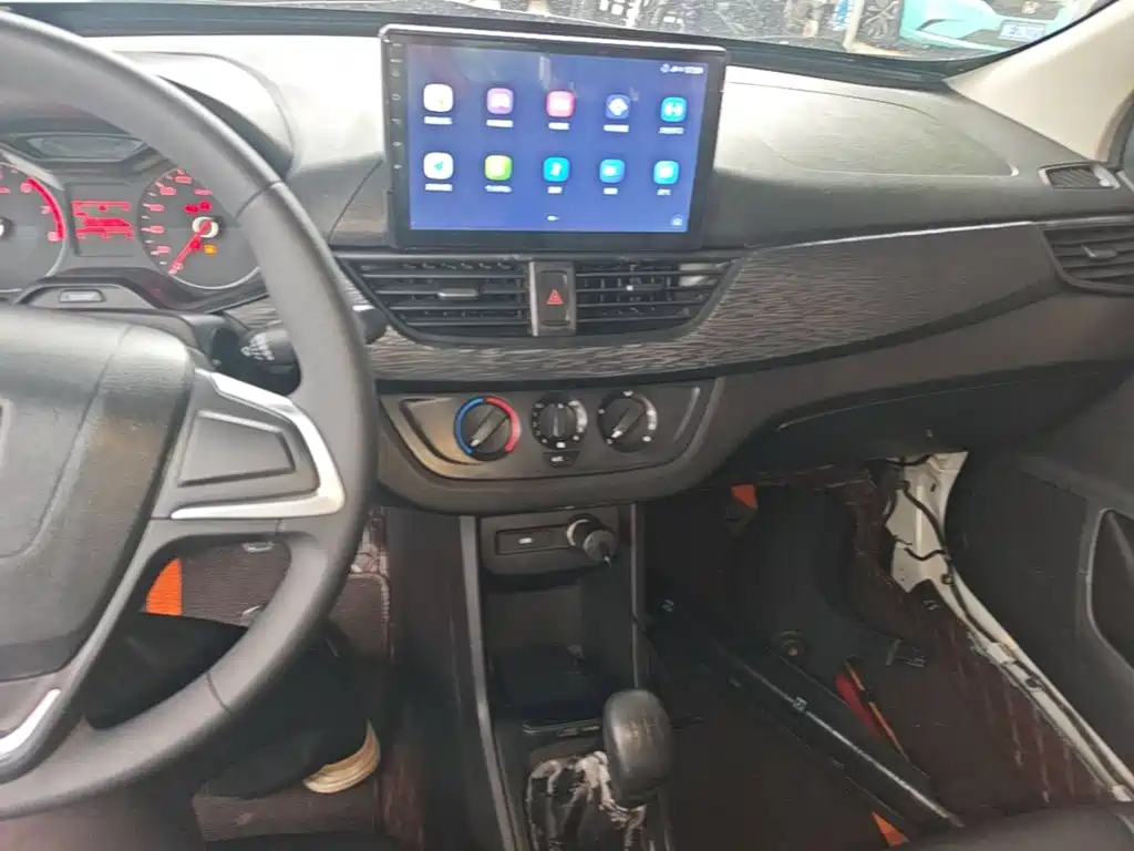 Baojun 310 2017 2016 1.2L Manual Comfort Model