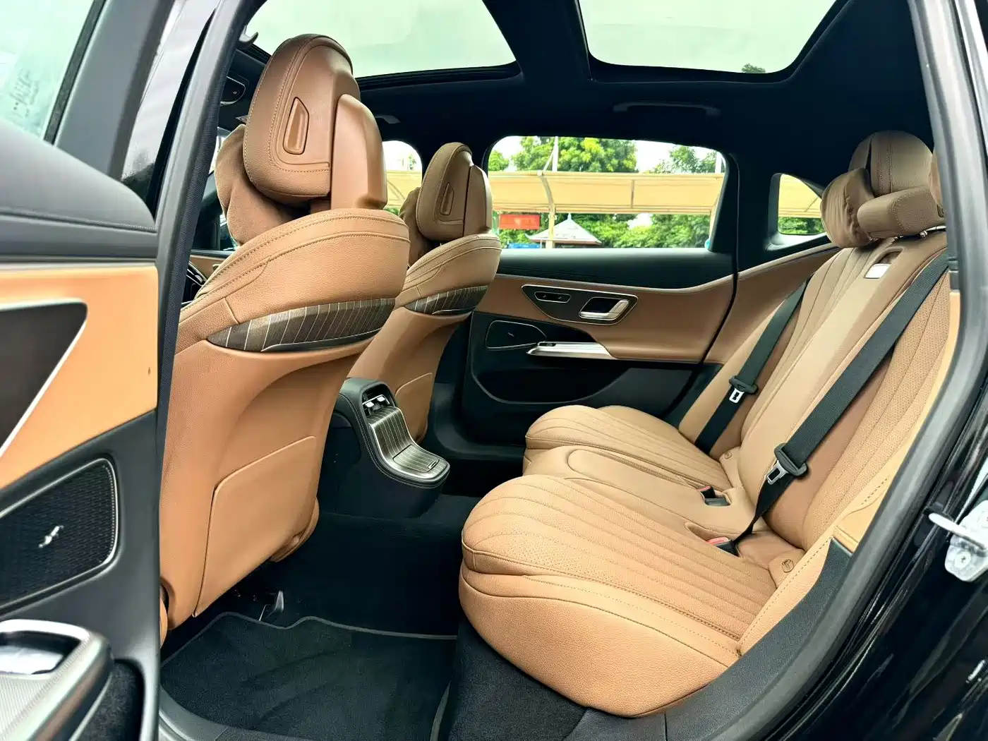 Mercedes-Benz E-Class New Energy 2024 2024 E 350 e L Plug-in Hybrid Sports Sedan